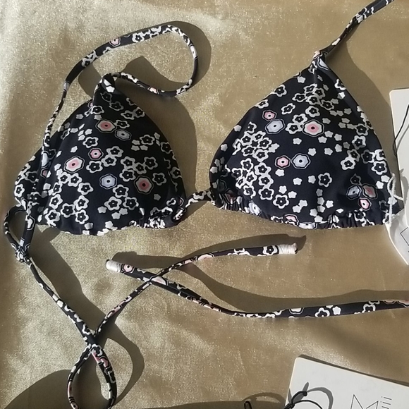 NWT Kisuii black women's Swimsuit set size medium - Picture 7 of 13